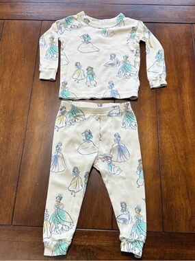 Baby Gap Disney Princess Pajamas | Size 12-18 months
